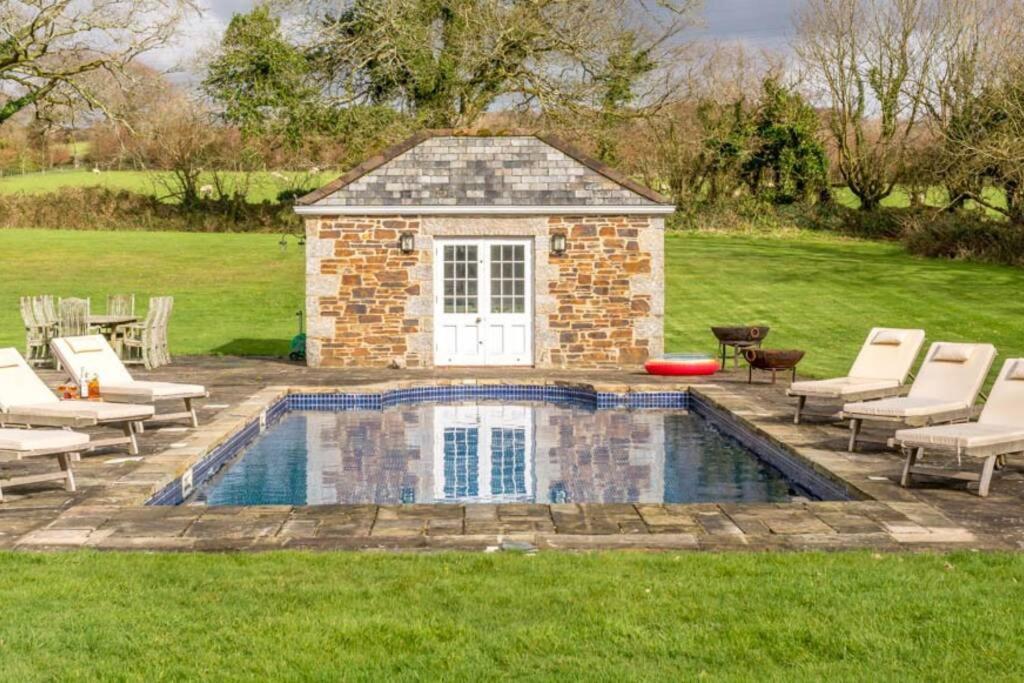 Villa The Manor House At Boconnion Bodmin Esterno foto
