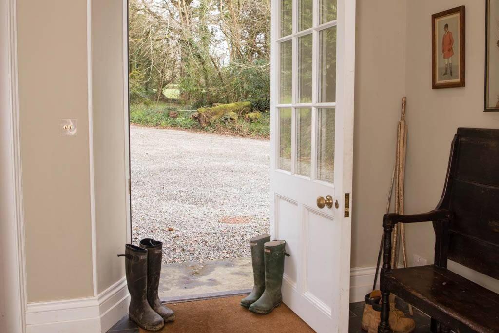 Villa The Manor House At Boconnion Bodmin Esterno foto