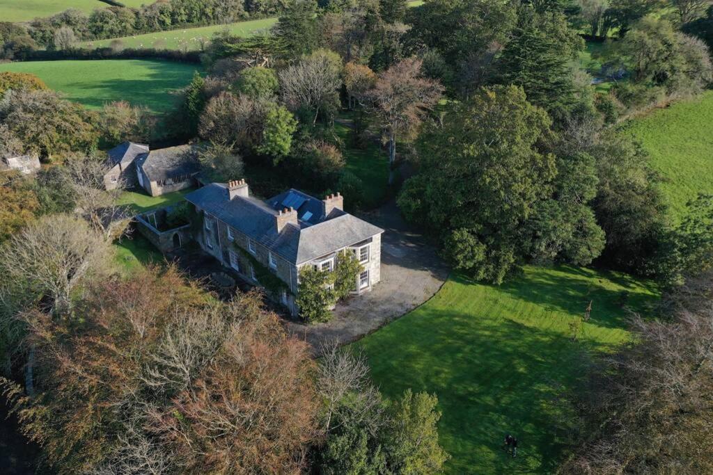 Villa The Manor House At Boconnion Bodmin Esterno foto